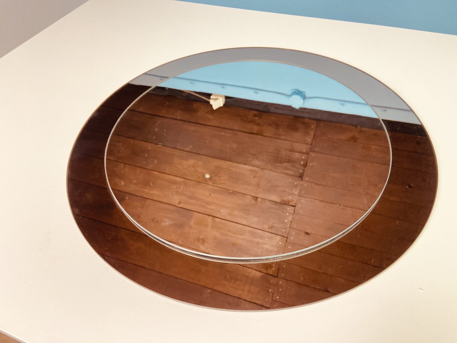 Lustro okrągłe 40 cm w ramie imitującej korę, nieużywane