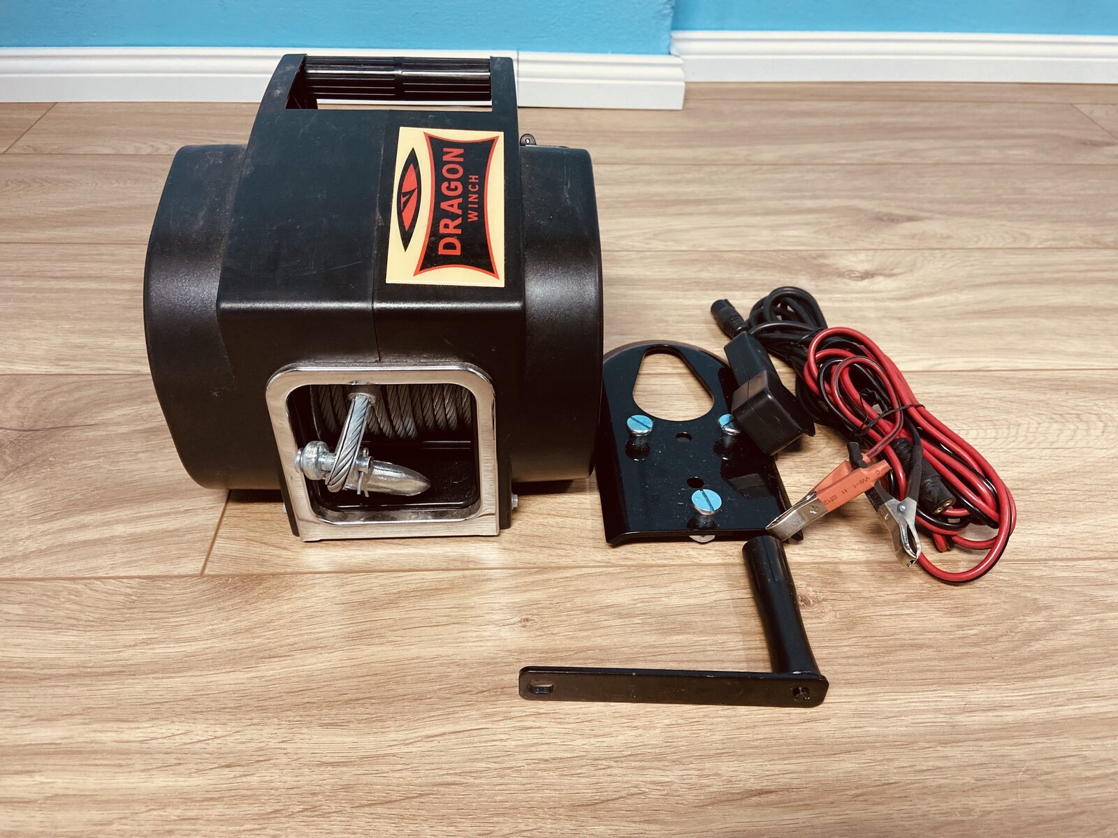 Wyciągarka Dragon Winch DWP 5000, 12 V, udźwig 2268 kg